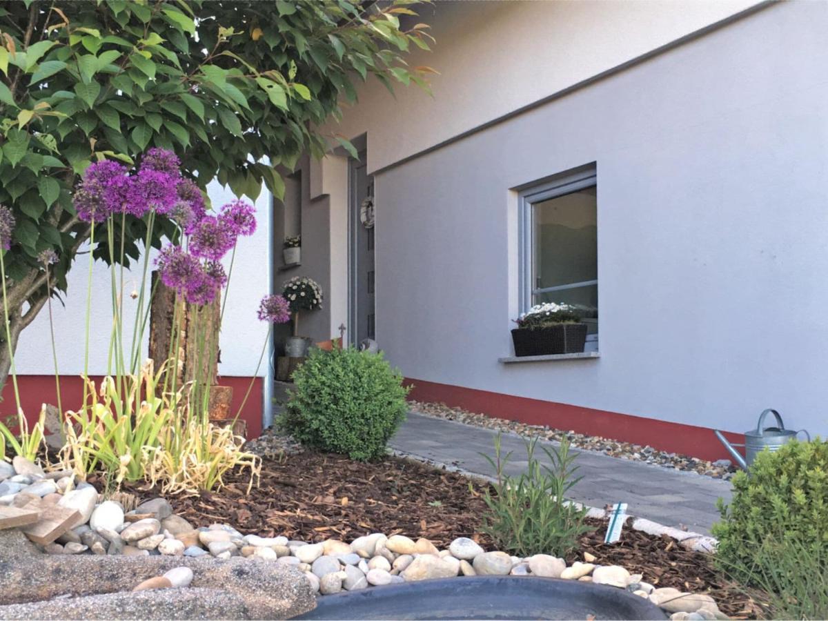 Modern Apartment In V Hl Near The Forest Vohl Exterior photo
